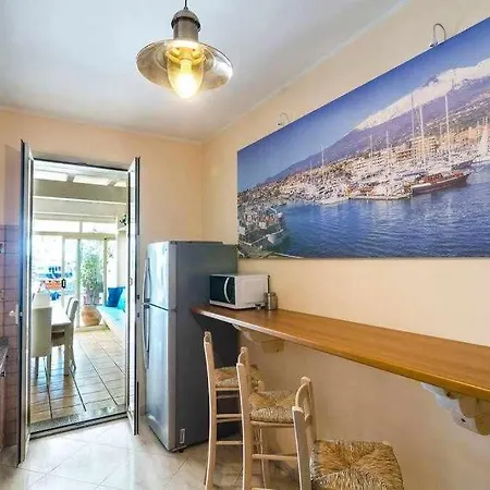Casa Delle Zammare Fronte Mare Centro Storico Holiday home