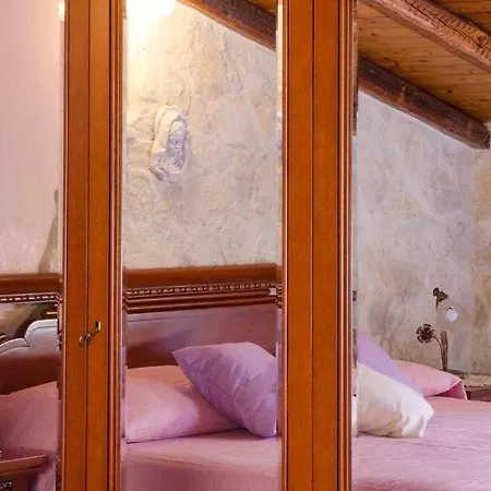 Holiday home Casa Delle Zammare Fronte Mare Centro Storico